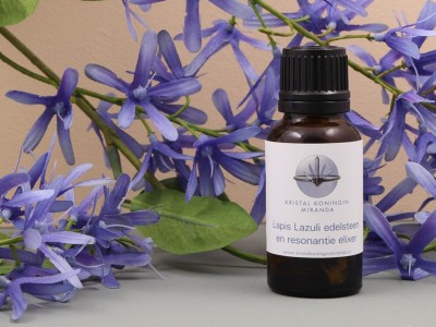 Afbeelding van Lapis lazuli edelsteen en resonantie elixer in 20 ml druppelflesje